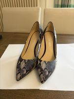 Nine West Pumps mit Schlangenmuster, Größe 6W, guter Zustand