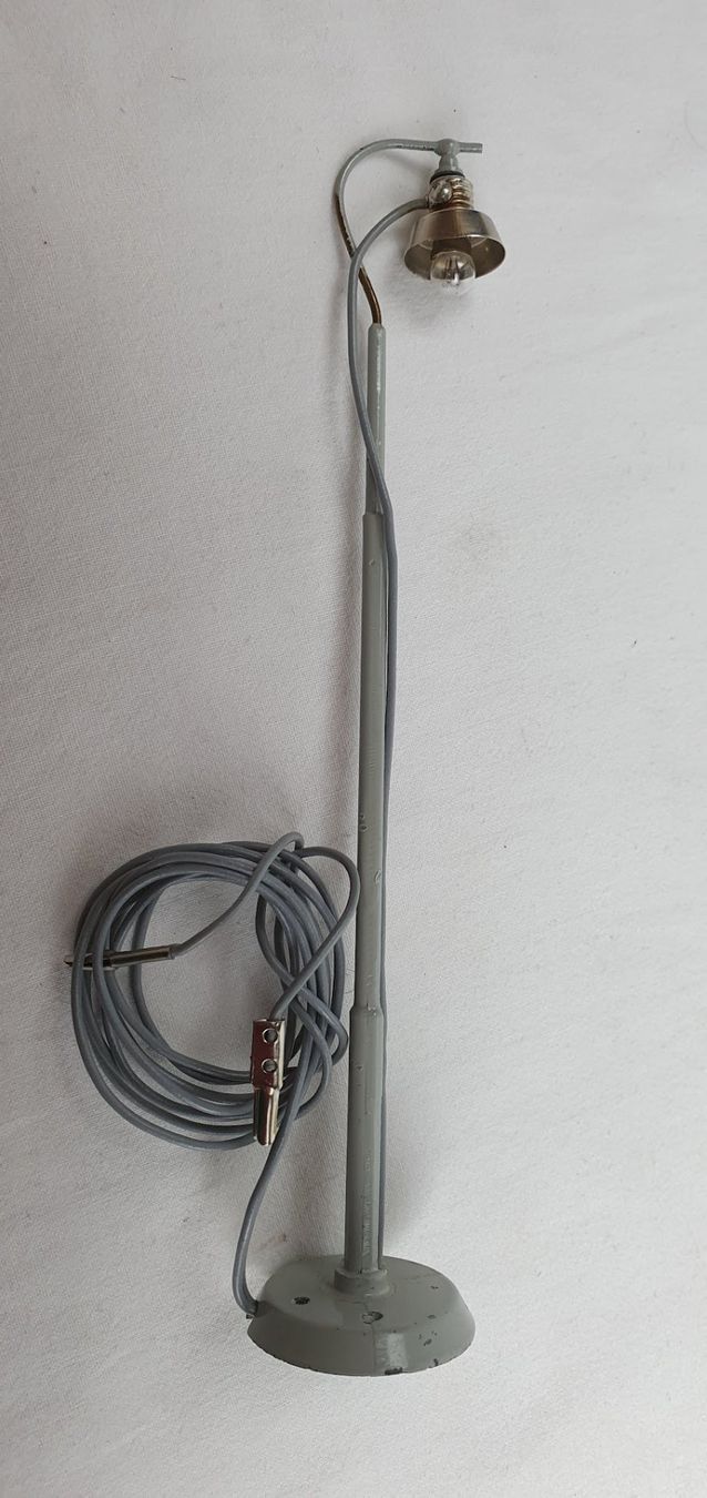 Märklin Modellini di ferrovie: Märklin 7048 Bogenlampe H0, OVP – Usato da Seon venduto da voAllBah 1