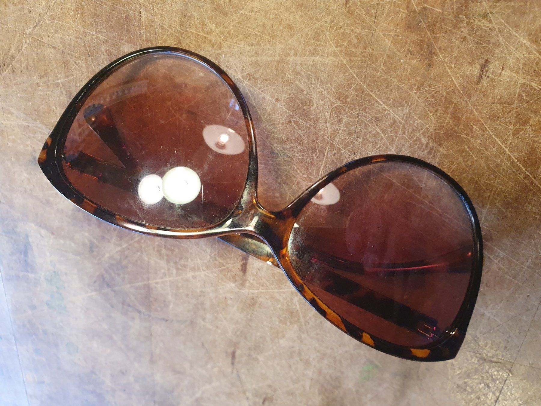 Occhiali & Lenti: Damensonnenbrille – Usato da Zürich venduto da loosebone 2