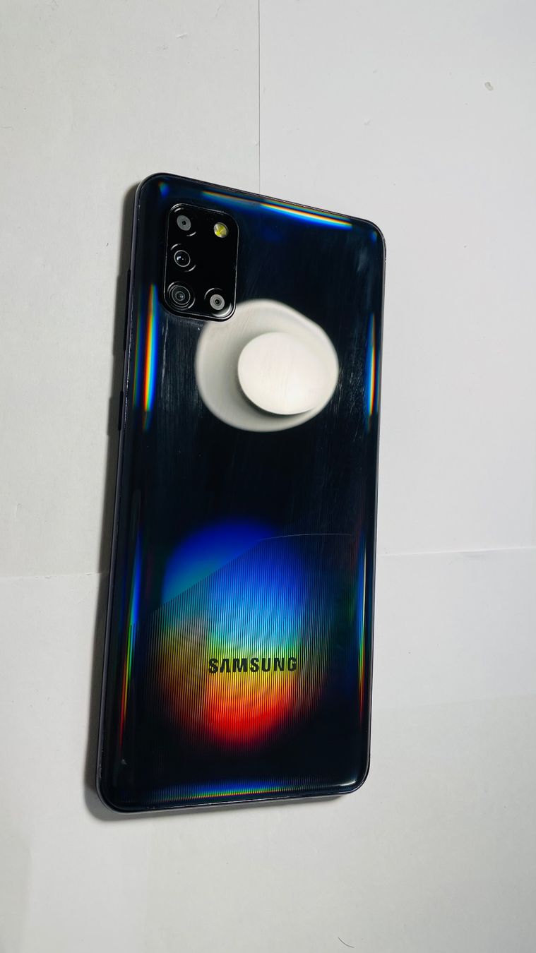 Samsung Telefoni cellulari / Smartphones: Samsung A31 / 64GB – Usato da Luzern venduto da Waince786