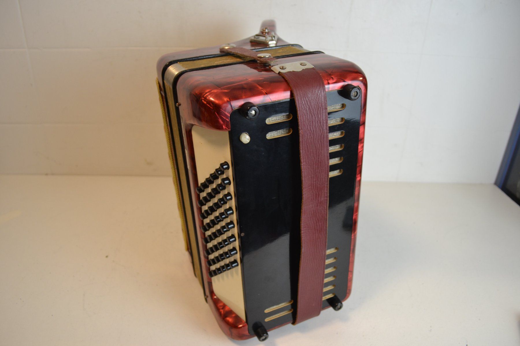 Hohner Musikinstrumente: Akkordeon chromatisch Hohner Concerto I – Gebraucht aus Zürich von Brockito 8