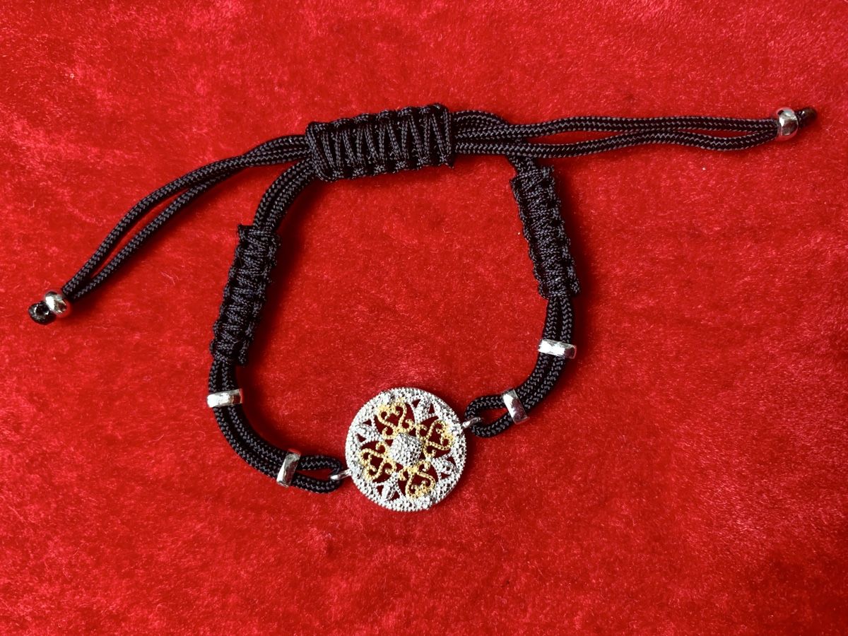 Bracciali & Braccialetti: Stoff Armband mit Silber – Nuovo e nell'imballaggio originale da Herisau venduto da Ciaoschein 2