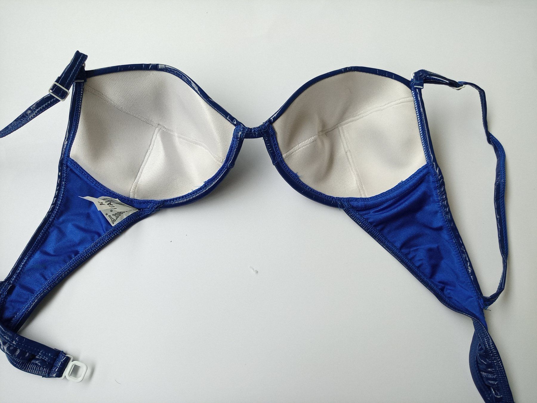 Kostüme: Heisser 2 Teiler im Latex Look – Gebraucht aus Wängi von Ladys_First 5