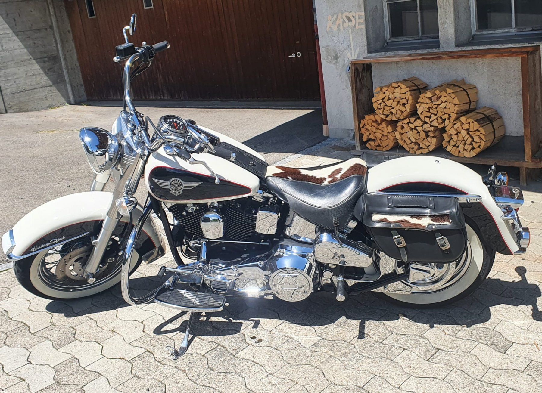 Harley-Davidson Chopper: Harley Davidson Heritage Softail Nostalgia – Gebraucht aus Urnäsch von rom_8qyr 7