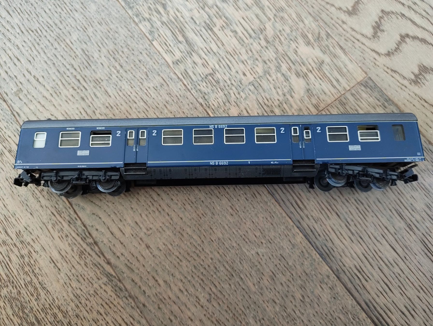 Märklin Modellini di ferrovie: 4er Märklin Zug Wagon set – Usato da Lonay venduto da que_6phm 5