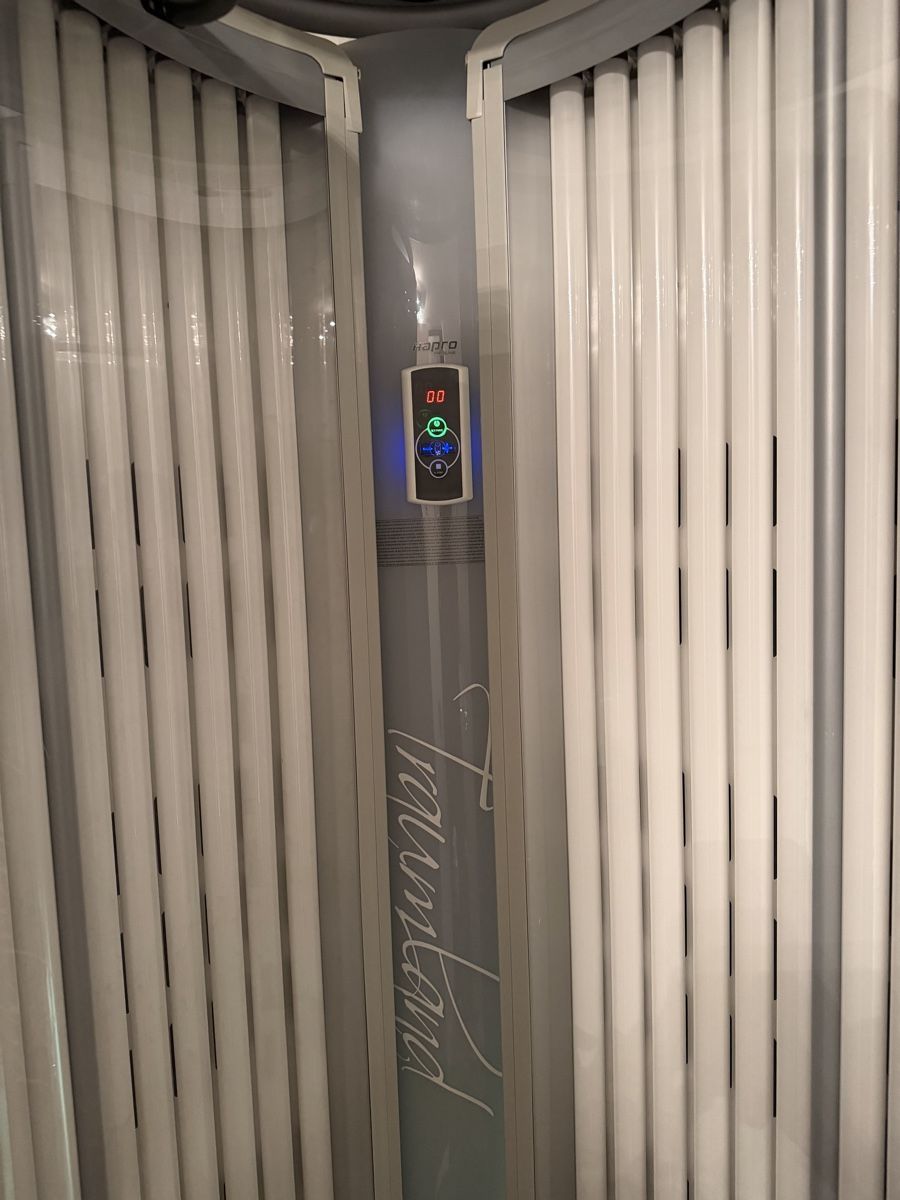 Solarium: Hapro Proline Solarium Sonnenndusche 28 V gebraucht – D'occasion à Oberengstringen par Achanel 2
