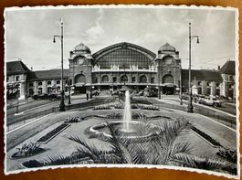 Basel - Bahnof - Tram & Voitures 1939