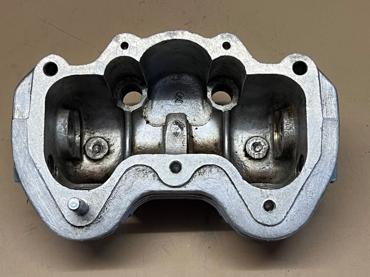 Triumph Tutti i ricambio per moto: Triumph Bonneville Oldtimer Ventildeckel 2 – Usato da Rickenbach / Sulz venduto da Alfisti156 4