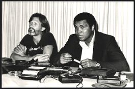 Fotografie Boxer Muhammad Ali mit Sänge