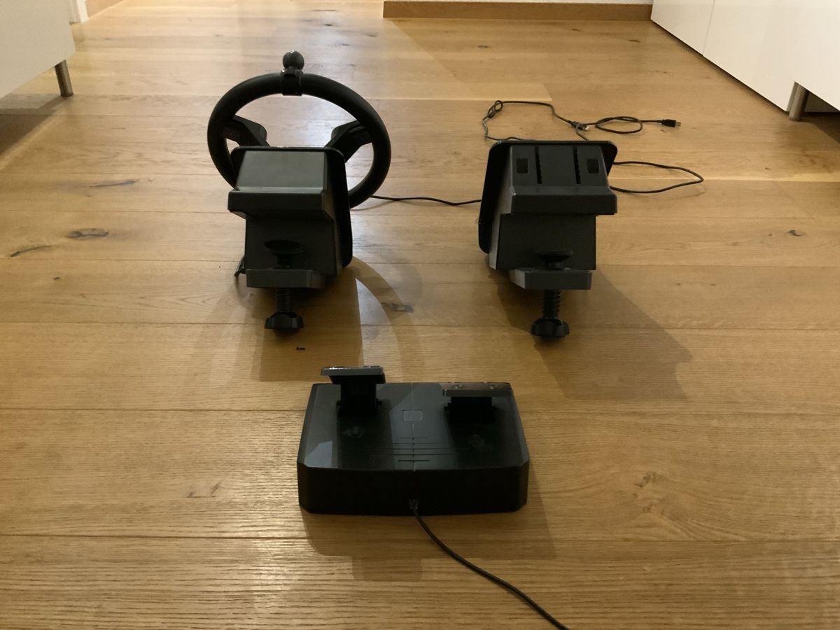 Logitech Controller: Saitek Farm Heavy Equipment Bundle – Usato da Feldbrunnen venduto da snisel