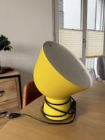 Gelbe Lampe Ola Wihlborg für Ikea 