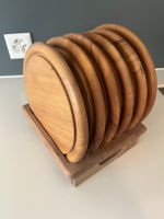 Ensemble de 6 assiettes en bois, avec support