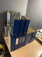 Biella Ordner Farbe blau grau guter Zustand ab 1.- Fr.!