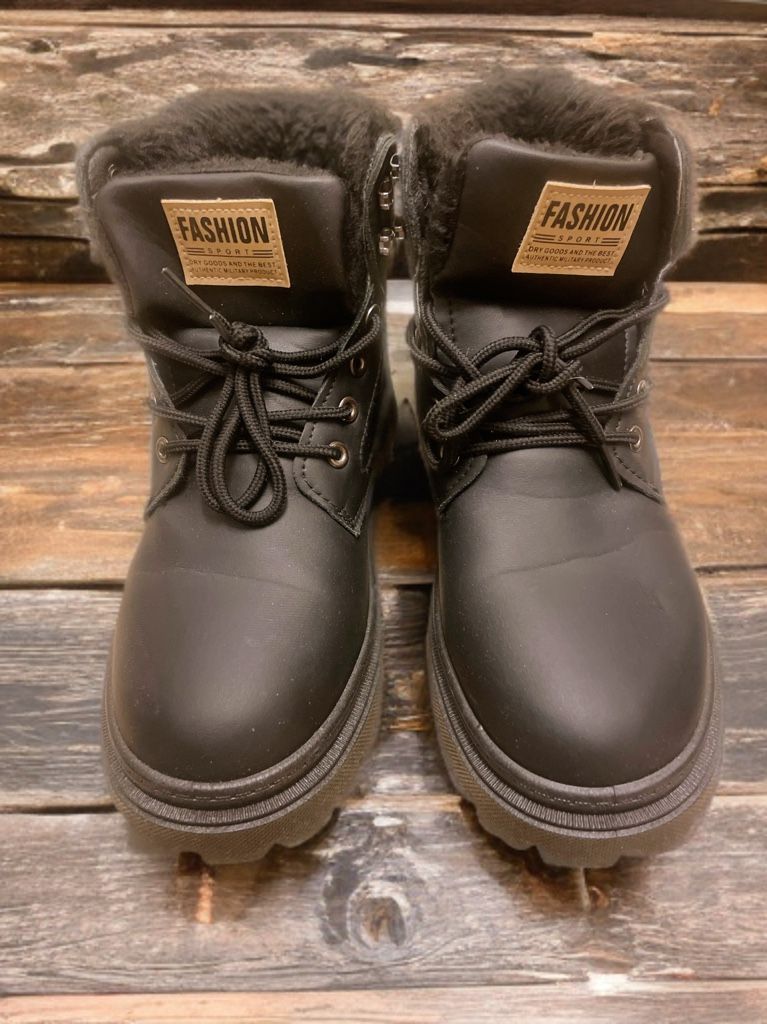 Scarpe da uomo: Winterschuhe Unisex Gr. 41 schwarz – Nuovo (secondo la descrizione) da Trimbach venduto da Alessia75