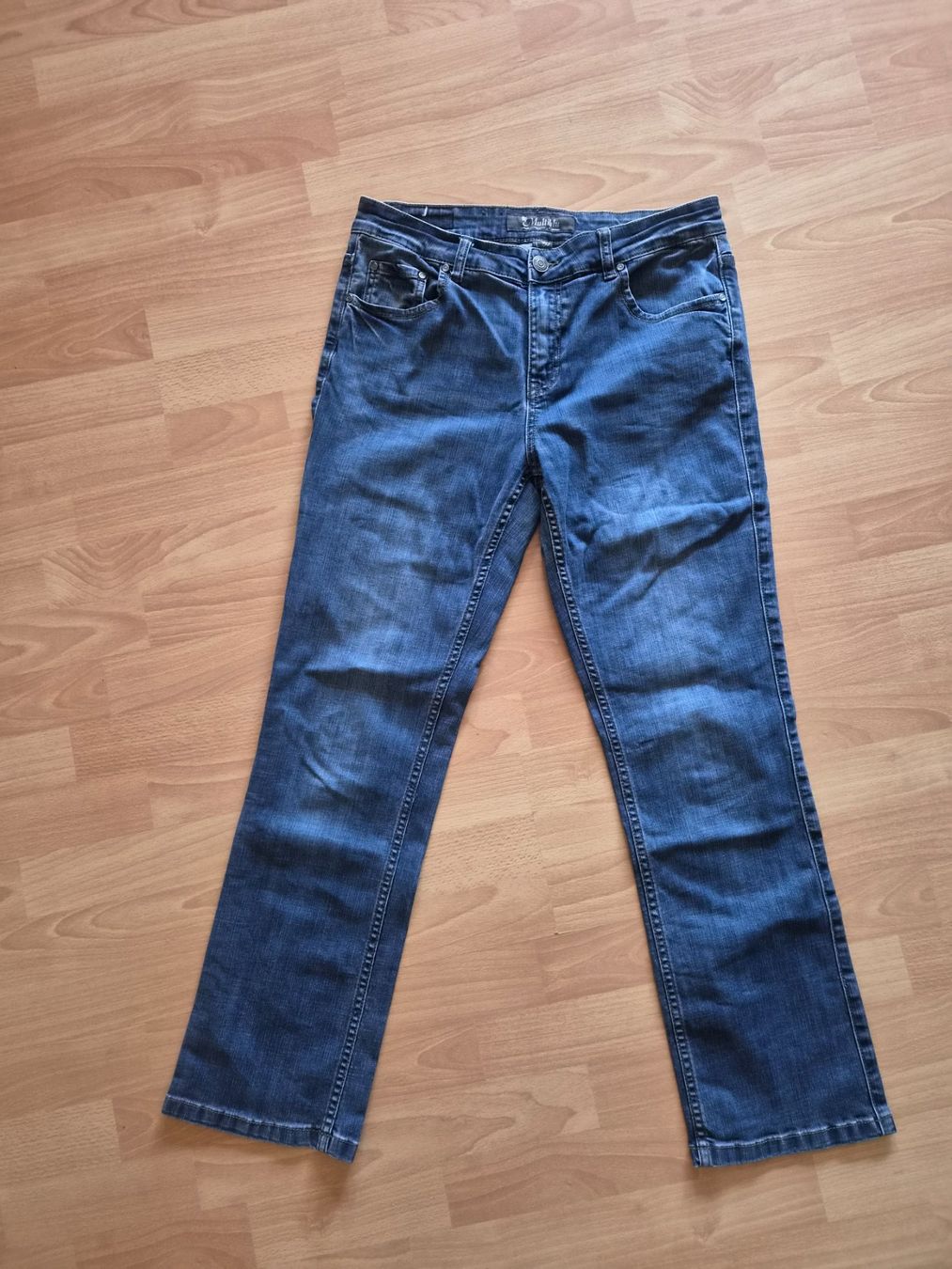Jeans: Damen Jeans Multiblu W40 L30 neuwertig – Usato da Mumpf venduto da Fabis_Shop