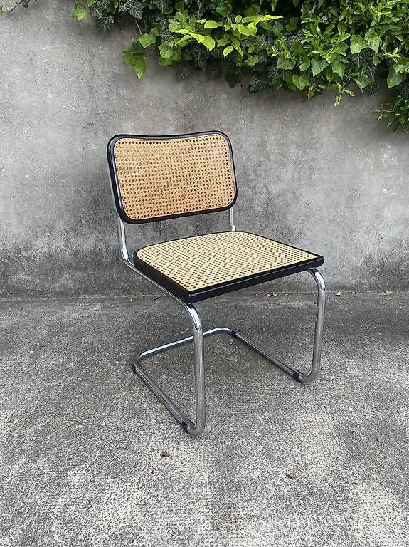 Stühle: Bauhaus Stuhl Freischwinger Rattan – Gebraucht aus Basel von ssrover