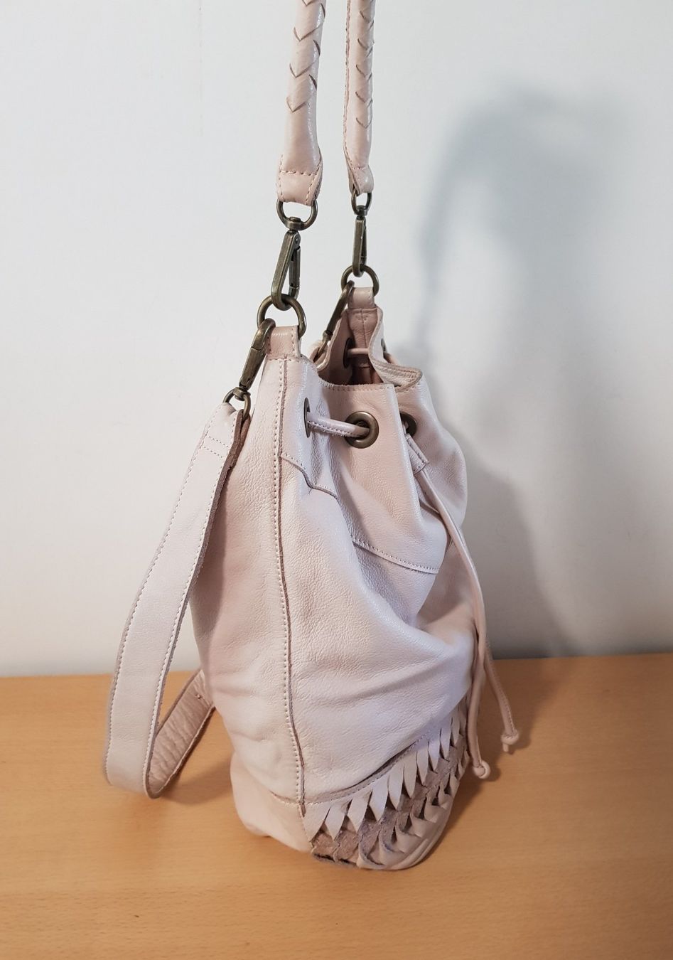 Liebeskind Borse da donna: Liebeskind Berlin Beuteltasche – Usato da Basel venduto da Birs868 1