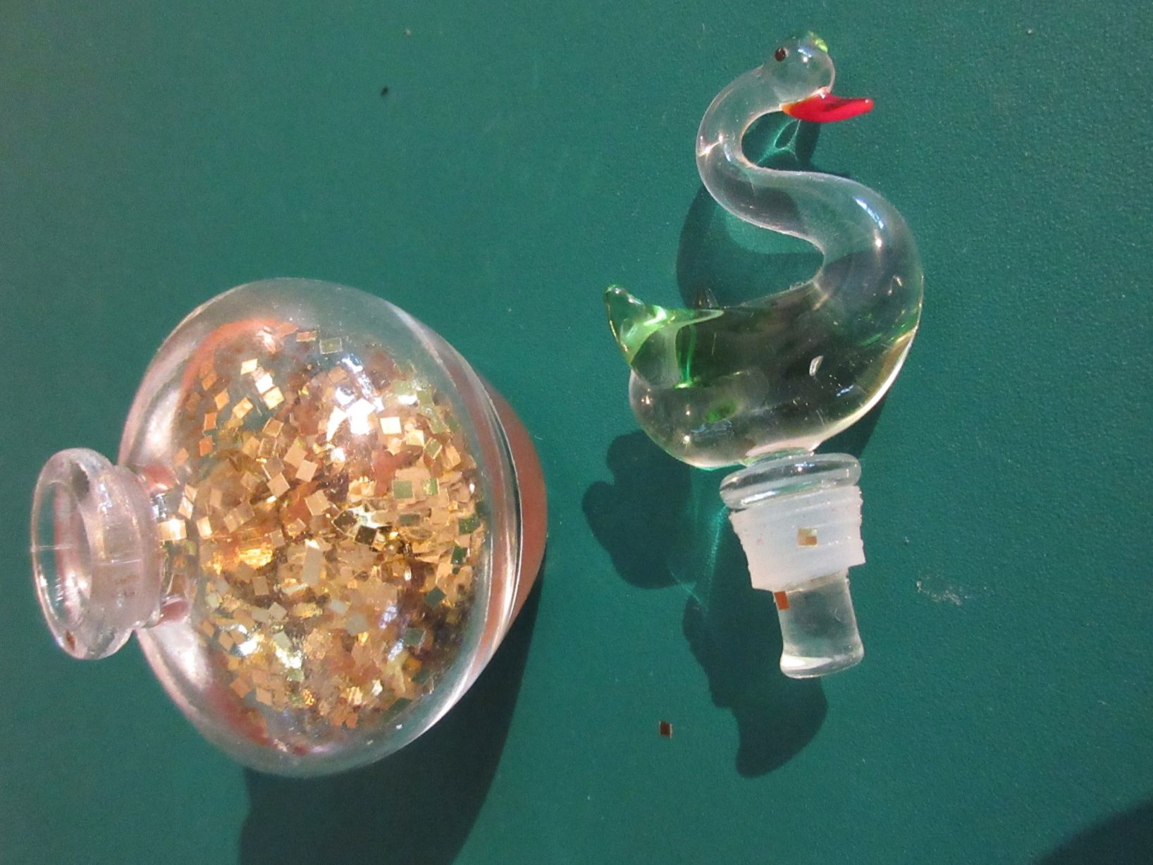 Flacons: Parfum Flacon, Glasflasche mit Glas Schwan + Glitzer – Gebraucht aus Egg b. Zürich von Mogli93 2