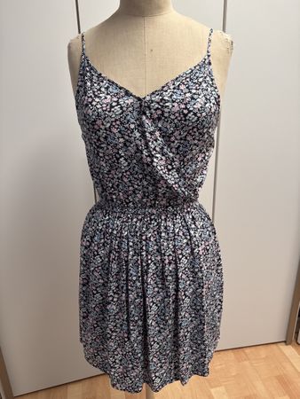 H&M Sommerkleid - Blumenmuster - Gr. 152 🌼👗🌸