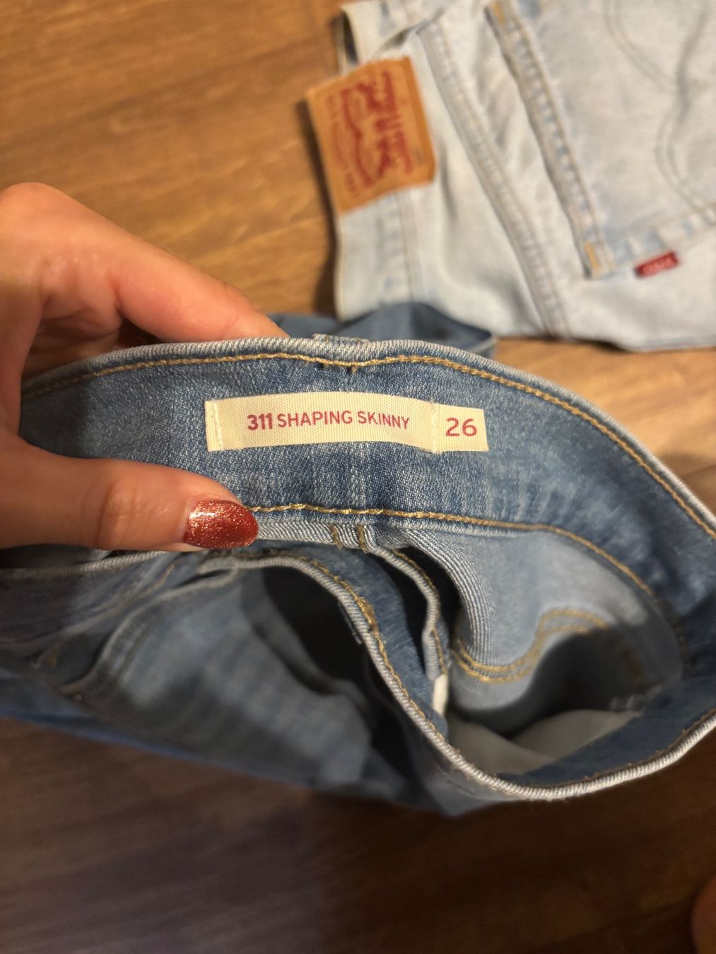 Levi's Jeans: Jean slim Levi's – Usato da St-Saphorin-Lavaux venduto da cin_c6cy 3