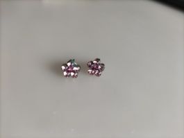 Jolies boucles d'oreilles fleur rose swarovski