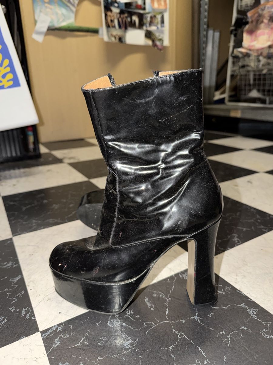 Scarpe da donna: Schwarze Plateau Stiefel, Gr. 36 – Usato da Zürich venduto da cmst 1