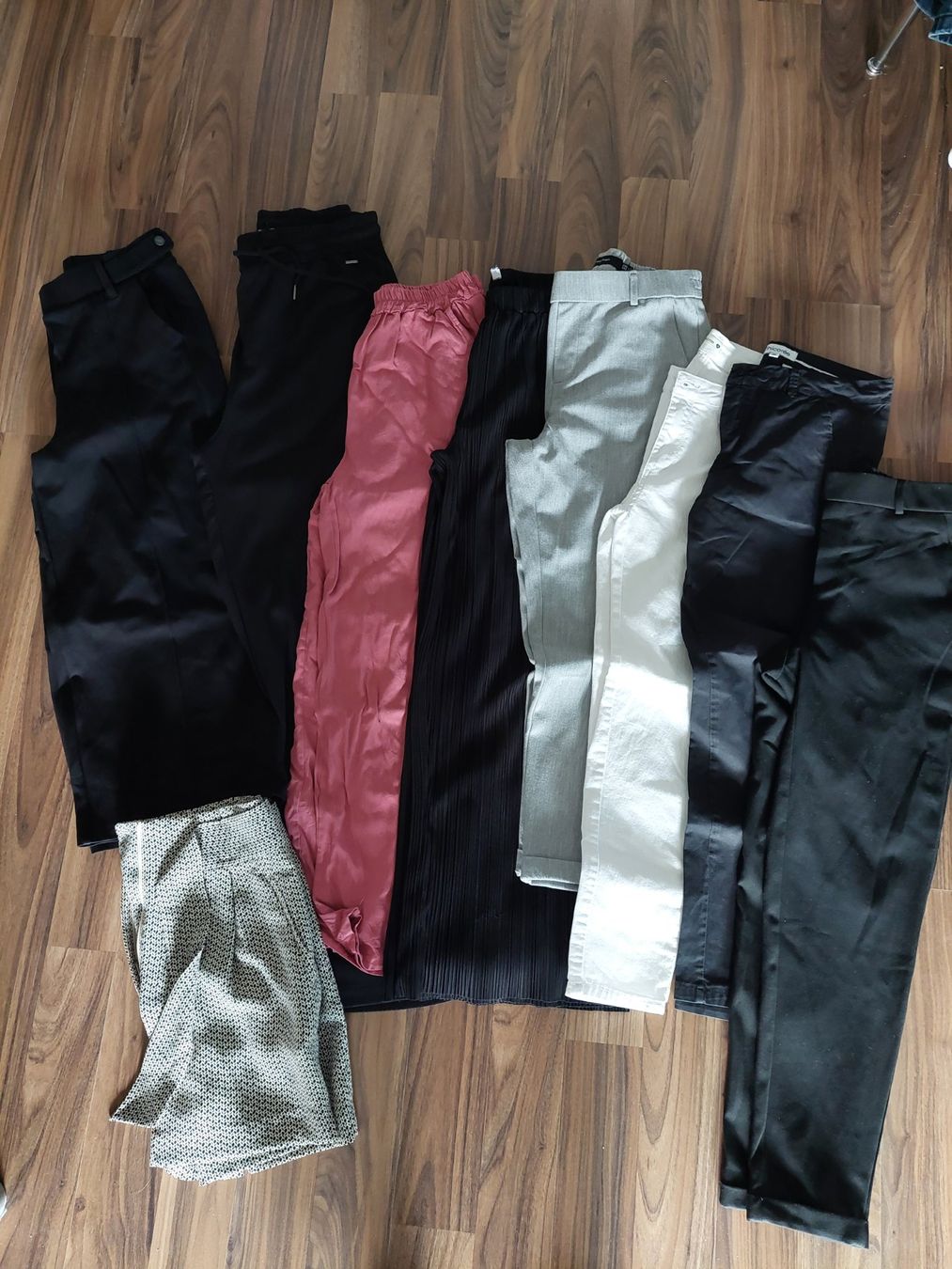 Lots de vêtements: Kleiderpaket Gr. 38/M – D'occasion à Neudorf par Riwe81 1