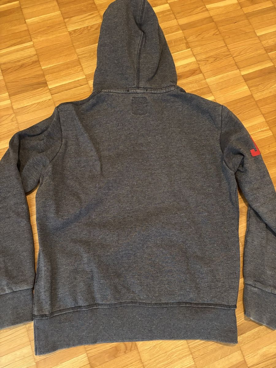 Superdry Pulls & Sweat-shirts: Superdry Pullover – D'occasion à Zürich par ChampShirts 1