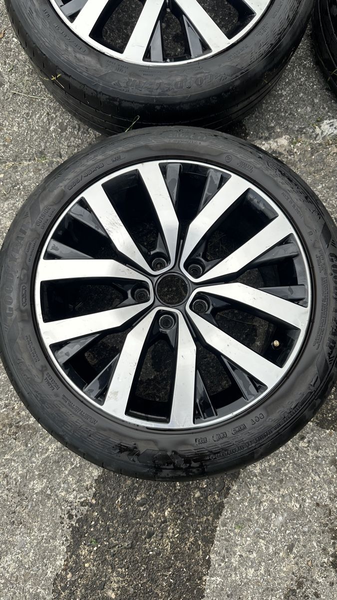 Pneumatici & Ruote complete: VW T6 Multivan Sommer-Kompletträder – Usato da Ennetbürgen venduto da mausyf123 1