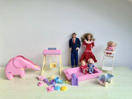 Vintage Barbie Heart Family mit Kindern und Accessoires 
