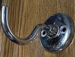 Aus Hausräumung:  alter Bad-/Brause Halterung- Haken, 7.5 cm