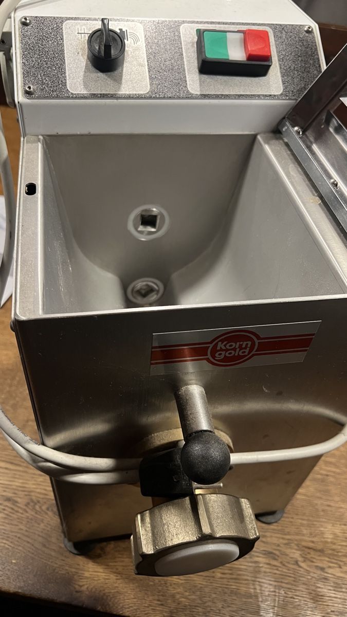 Appareils de cuisine: Profi Pastamaschine Korngold Tr 70 – D'occasion à Basel par nussbaum01 1