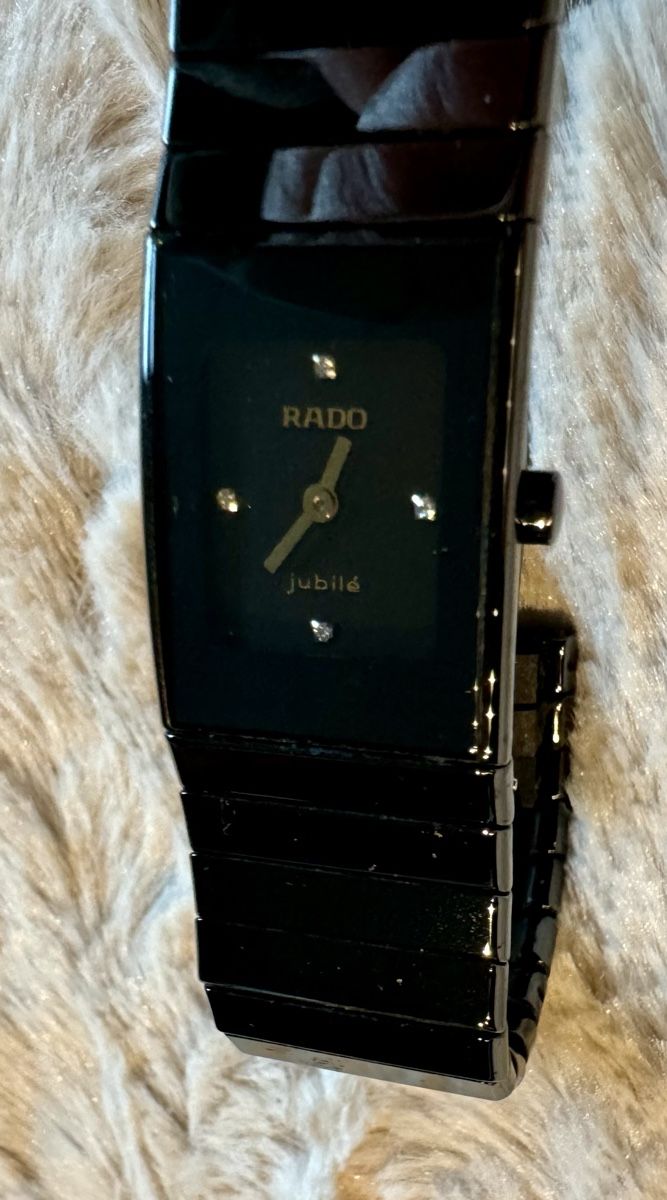 Rado Orologi: Damenuhr Rado – Usato da Balgach venduto da Pumuckl03