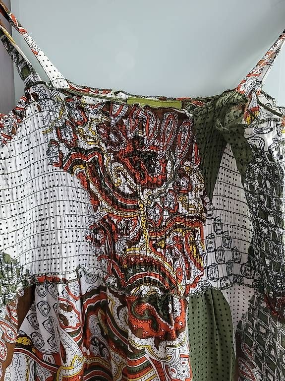 Robes: Kleid – D'occasion à Effretikon par Zebra37 3