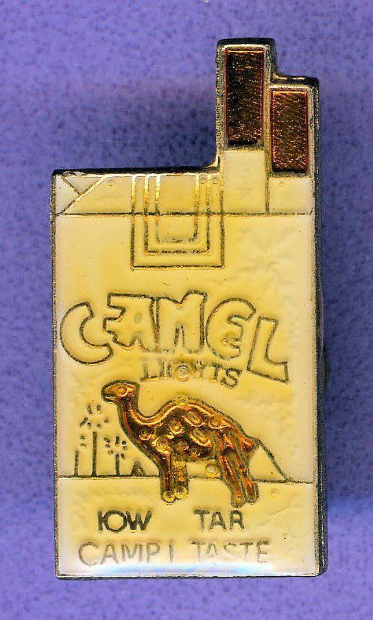 Camel Plaketten & Abzeichen: CAMEL  LIGHTS – Gebraucht aus Winterthur von Sammleroase