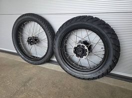 Radsatz komplett zu Honda CRF 1000 Africa Twin neuwertig