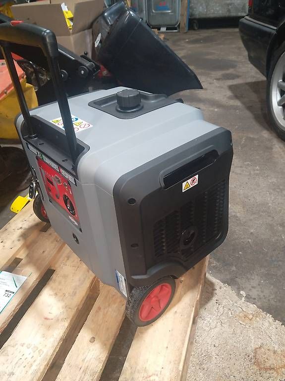Generatori di corrente: Inverter Notstromaggregat – Usato da sils.i.D venduto da Spyderrider 1