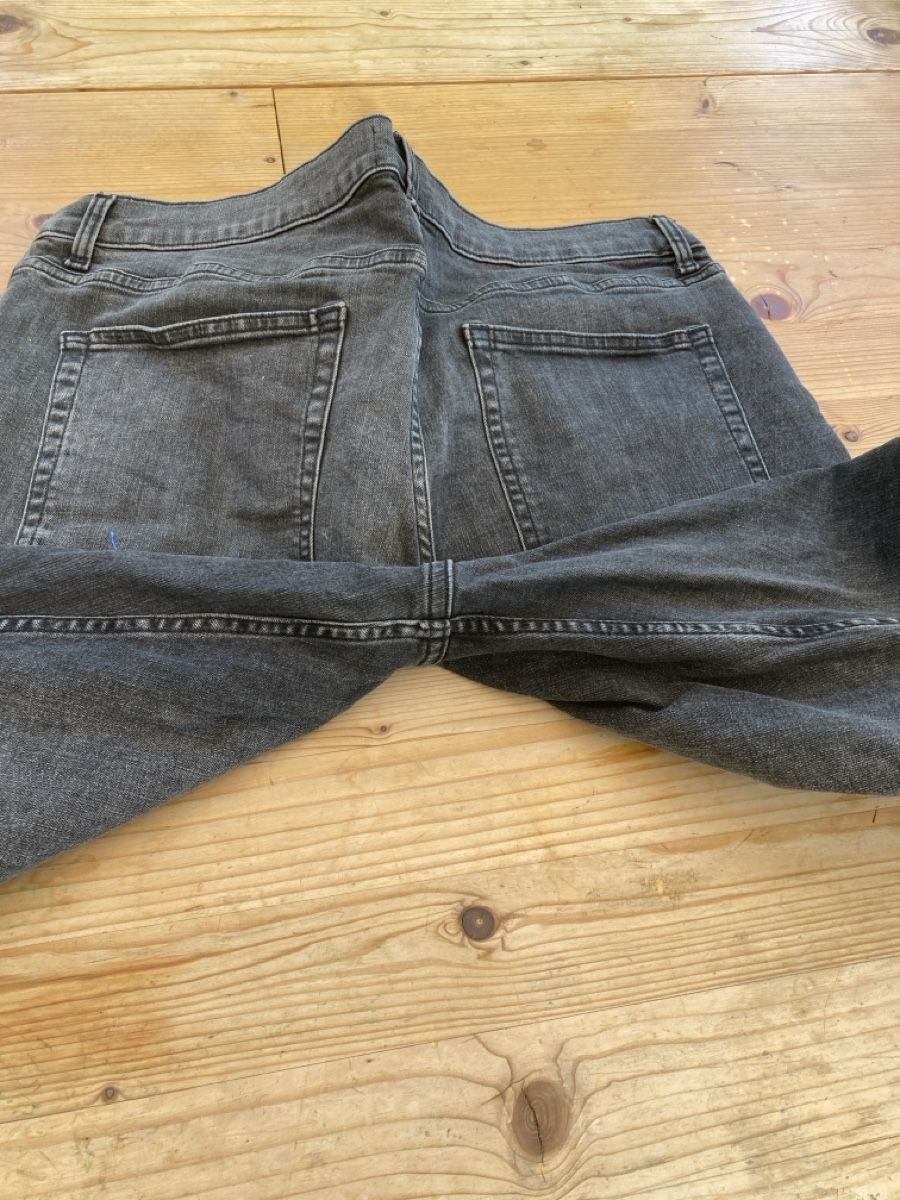 H&M Pantaloni: H&M Kurze Hose – Usato da Romanshorn venduto da gokken 2