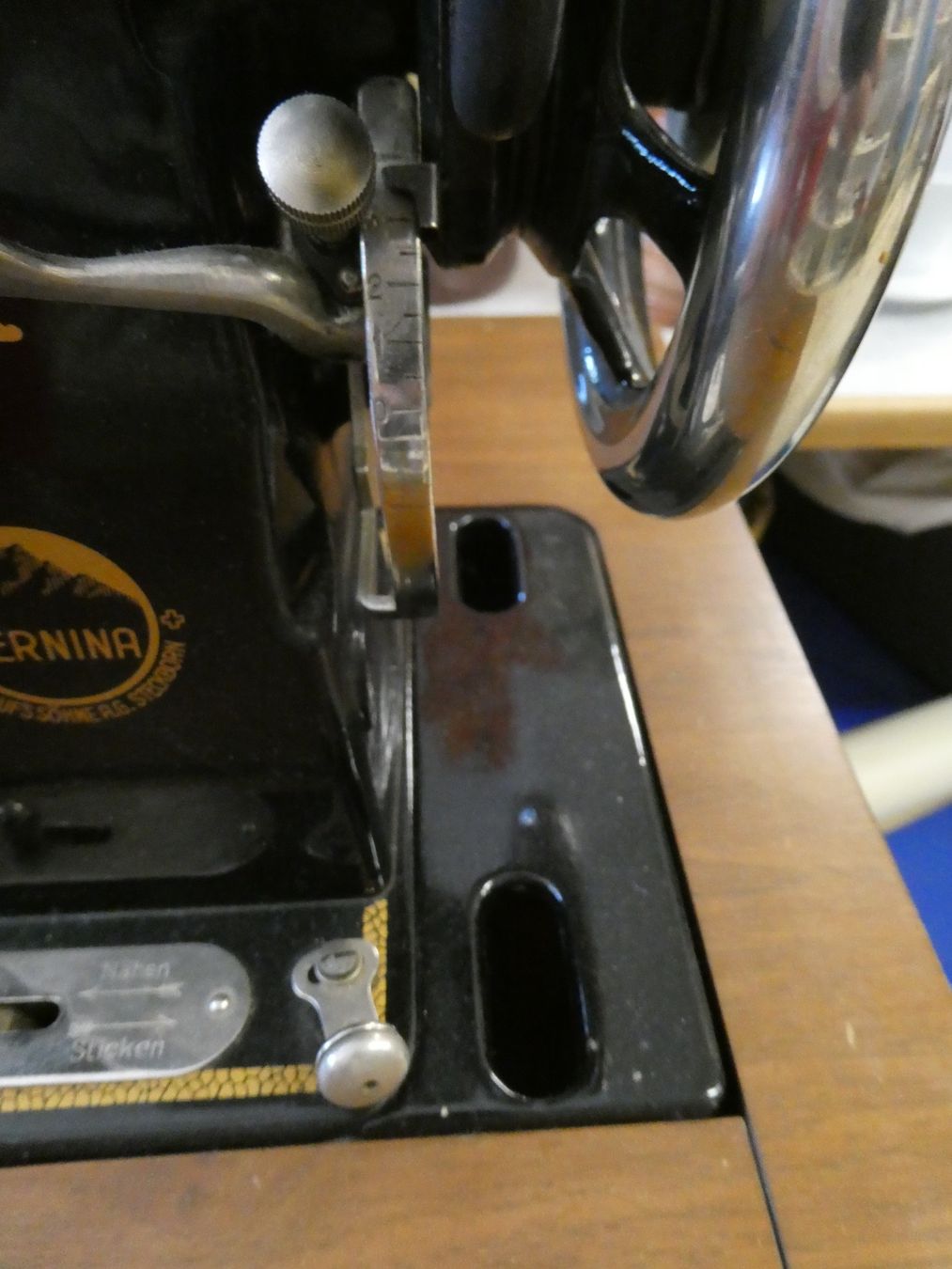 Bernina Macchine da cucire: Antike Nähmaschine Bernina KL114 – Difettoso da Rafz venduto da Powacaddy 3