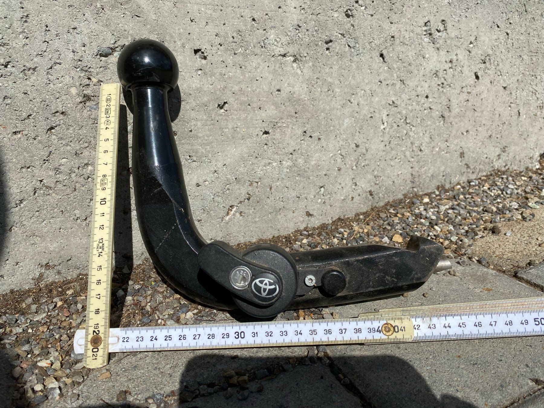 Attelages de remorque: Anhängerkupplung Toyota steckbar – D'occasion à Bertschikon par hilti208 1