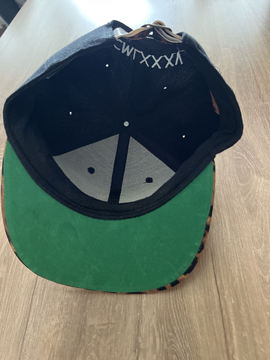 Altro in  Abbigliamento & Accessori: Coole DOPE Cap mit Leopardenmuster – Usato da Schlieren venduto da tolga212 2