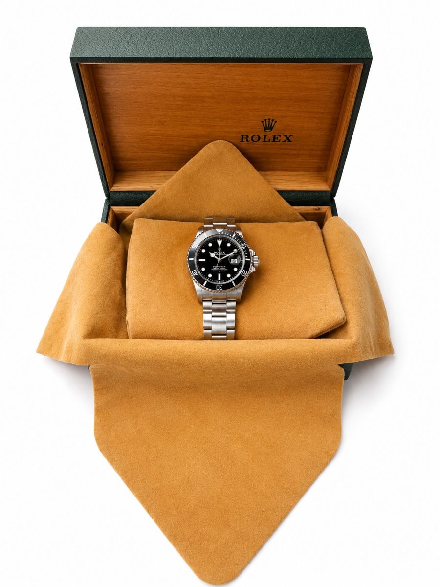 Rolex Montres: Rolex Submariner Date 16610 – D'occasion à Luterbach par Watchkeeper 3