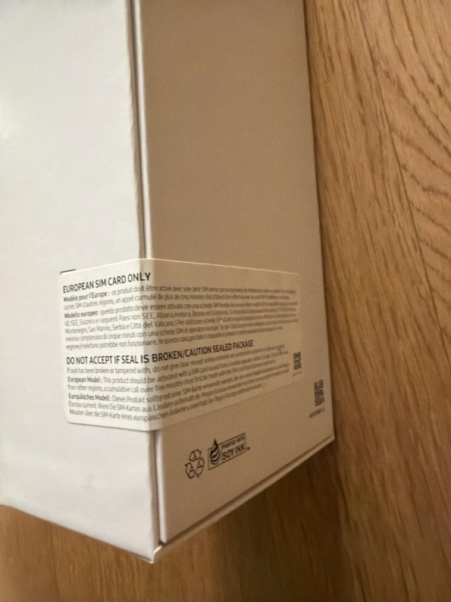 Samsung Telefoni cellulari / Smartphones: Samsung Galaxy A71: Schutzglas + Hülle, Neu – Nuovo e nell'imballaggio originale da Basel venduto da eli_n5yh 3