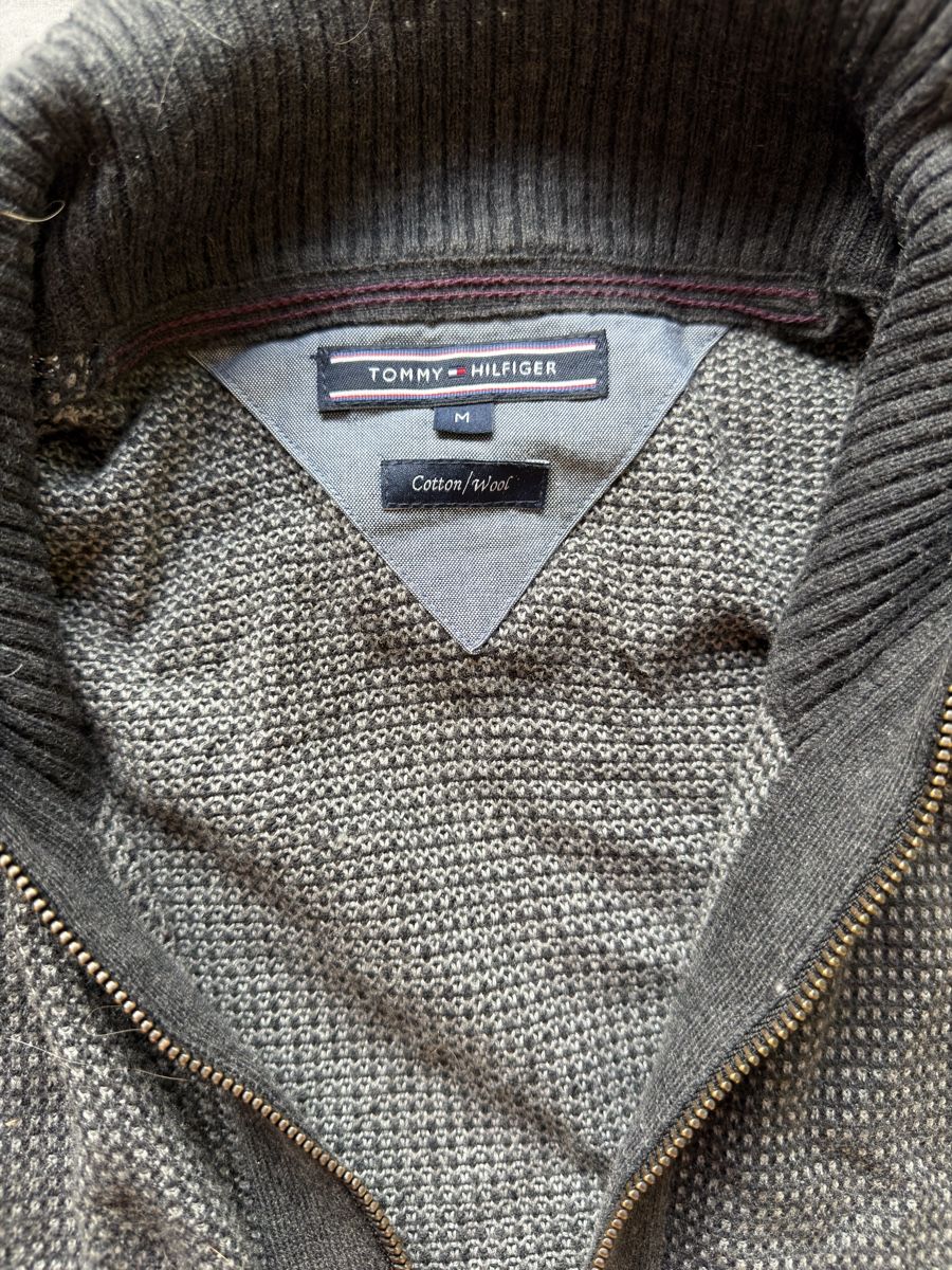 Tommy Hilfiger Maglioni & Felpe: TOMMY HILFIGER KNITJACKE – Usato da Biberist venduto da Eliasm_18 1