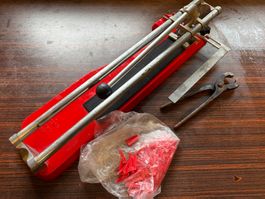 Fliesenschneider / Plattenschneider gebraucht mit Zubehör