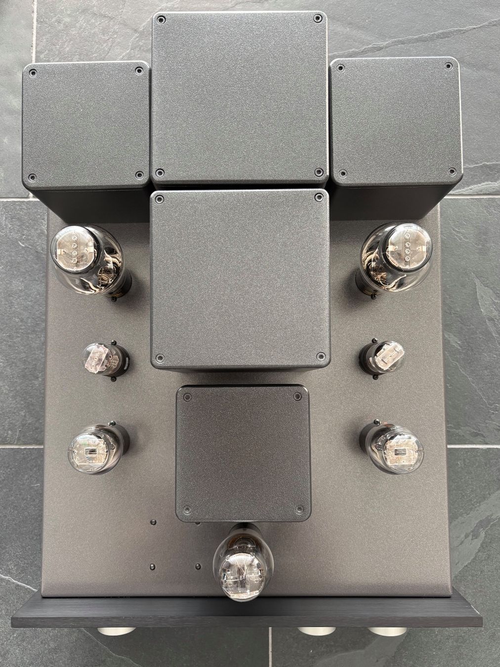 Amplificatori: Tobian Sound Systems VR40 300B – Usato da Lohn-Ammannsegg venduto da Uranus2001 2
