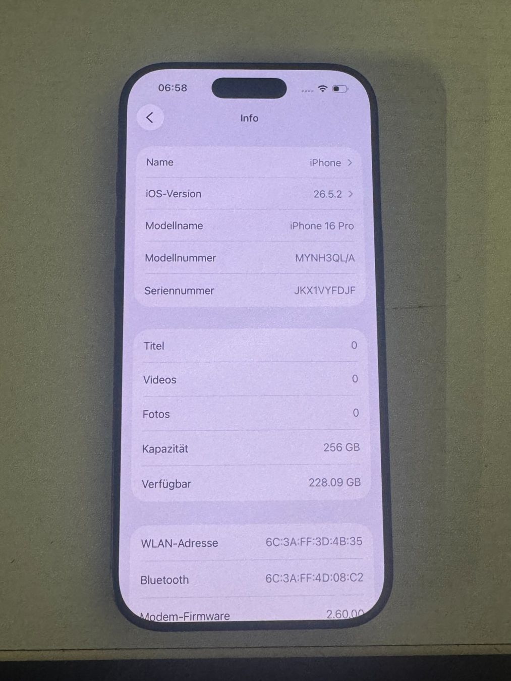 Apple Telefoni cellulari / Smartphones: Apple iPhone 16 Pro, 256GB – Usato da Hombrechtikon venduto da SPS-Liquidationen 2
