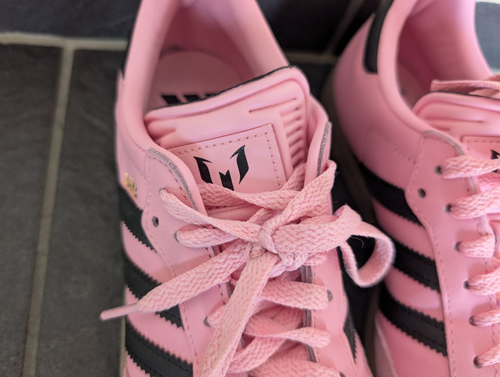 Adidas Scarpe da uomo: Adidas Samba Messi Pink – Nuovo (secondo la descrizione) da Kleinandelfingen venduto da ginaaks 3