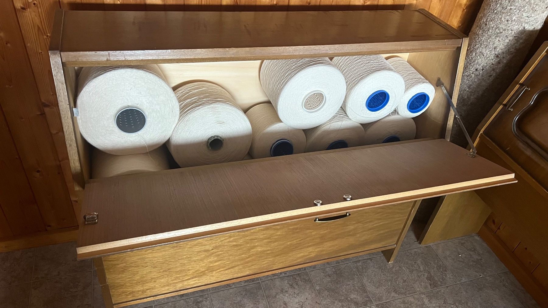 Altro per la casa: Schöner alter Bettkasten / Holz – Usato da Schübelbach venduto da Dolly990_2 1