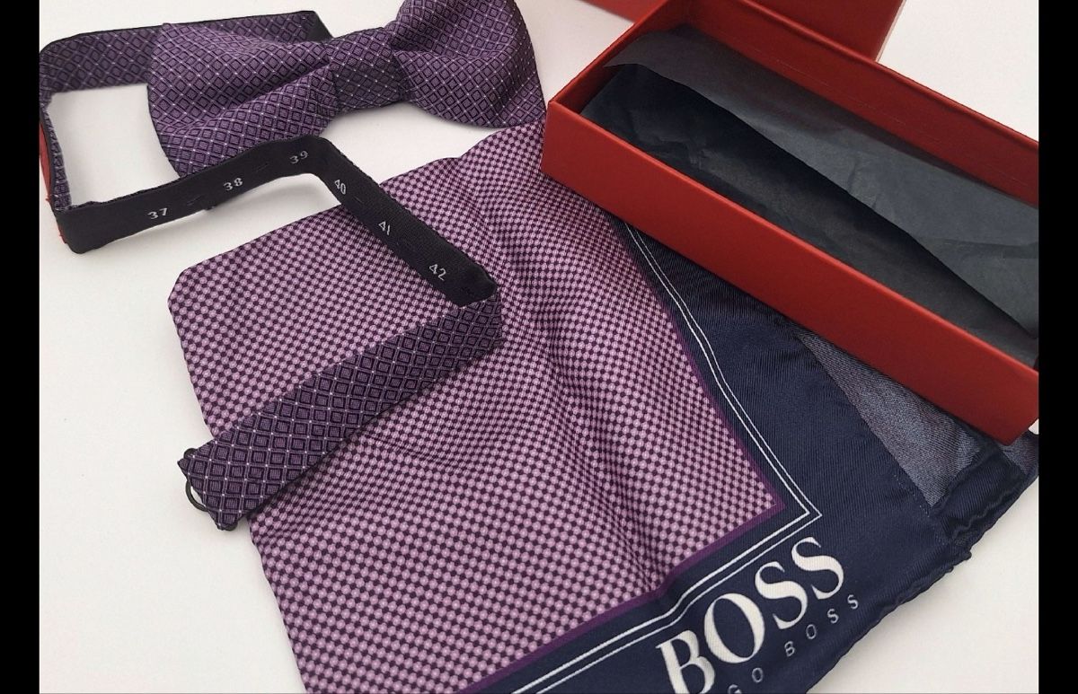 Hugo Boss Cravatte: Fliege Einstecktuch Set lila kariert  neu – Usato da Rotkreuz venduto da perlengott